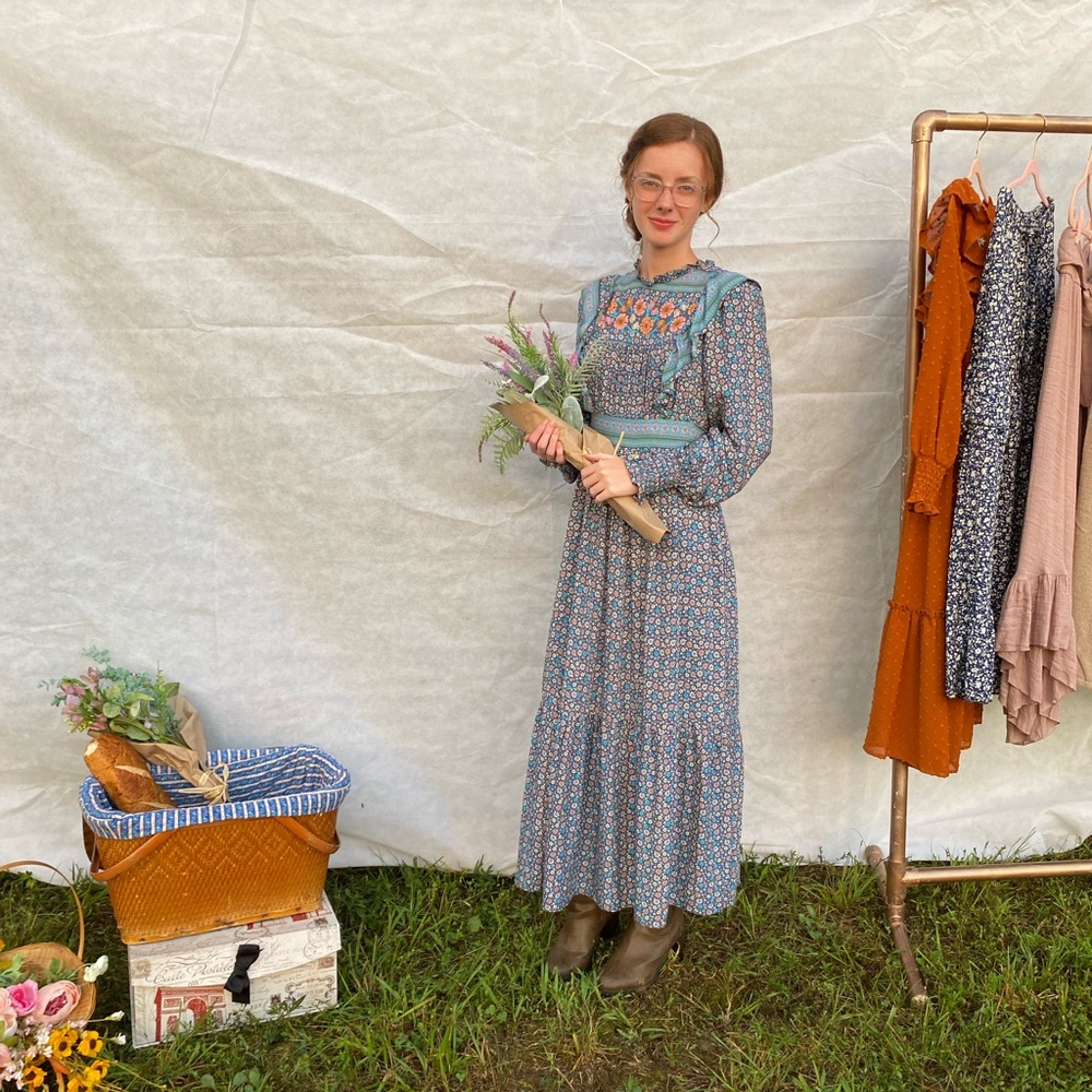 Boutique Boho midi maxi tea length dress floral